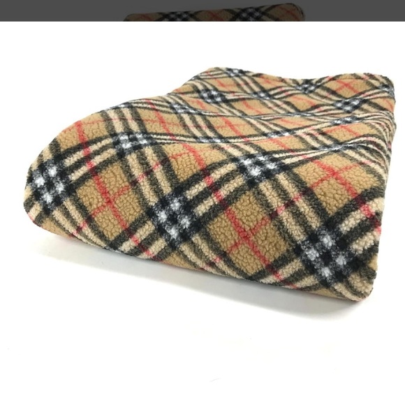 Burberry Fleece Baby Blanket - Picture 3 of 9